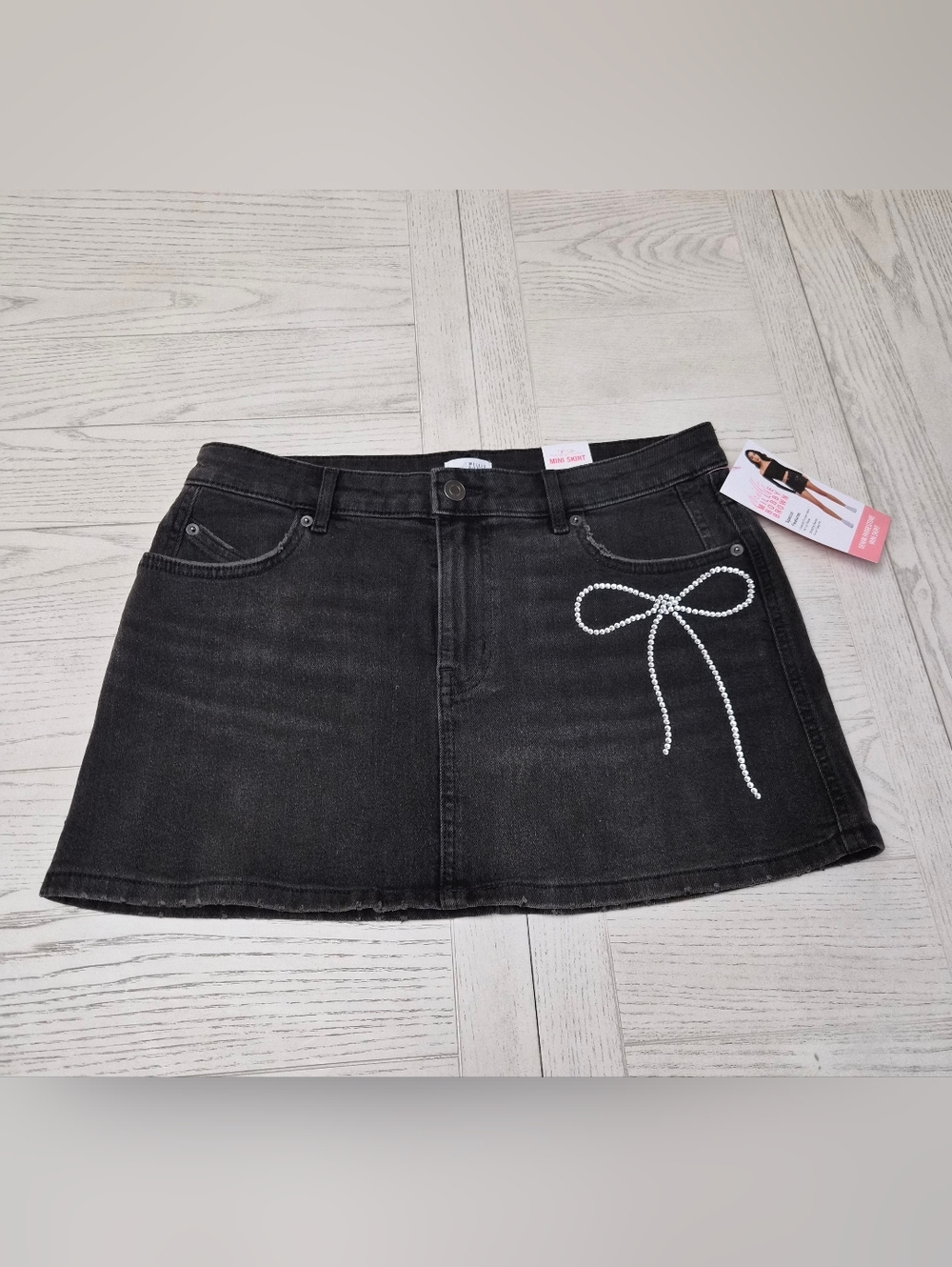 Millie Bobby Brown Denim Rhinestones Mini Skirt Black Size 8 New